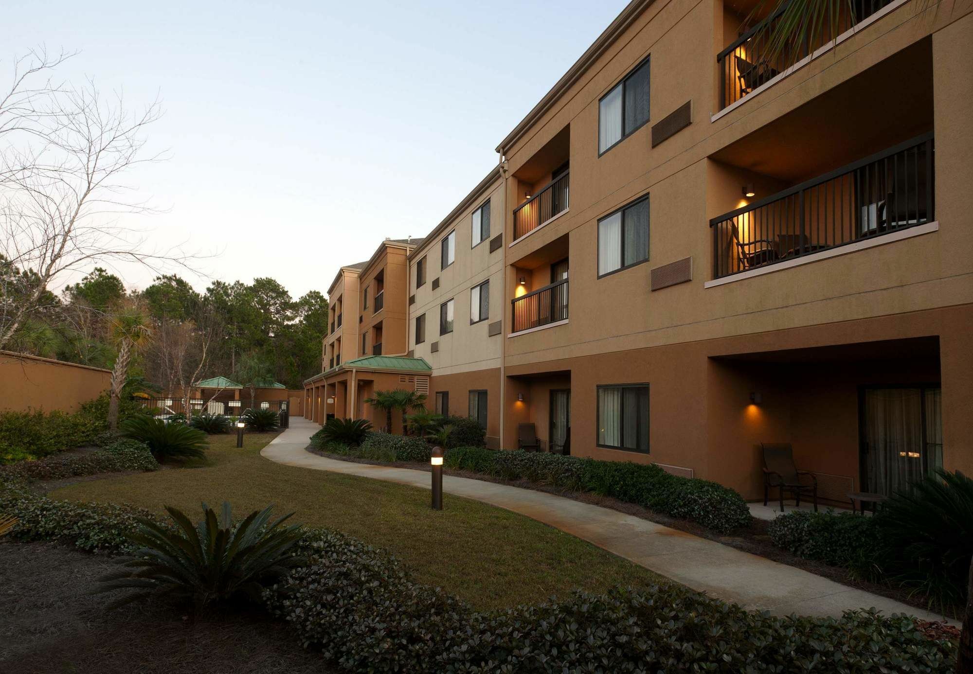 Hotel Courtyard Tuscaloosa Exterior foto